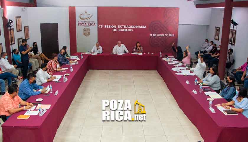 Cabildo de Poza Rica aprueba por mayoria cambio de comisiones edilicias