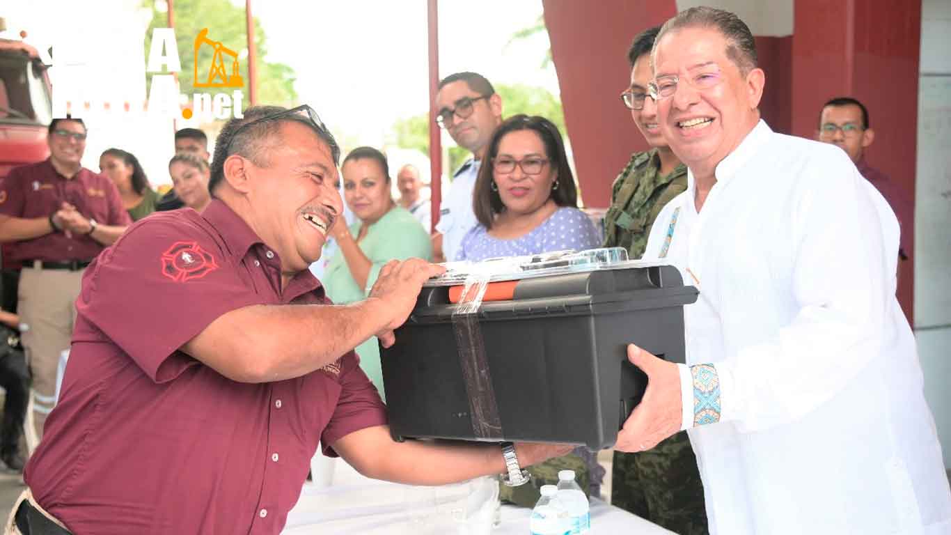 Día del Bombero es reconocido por el Gobierno de Tuxpan