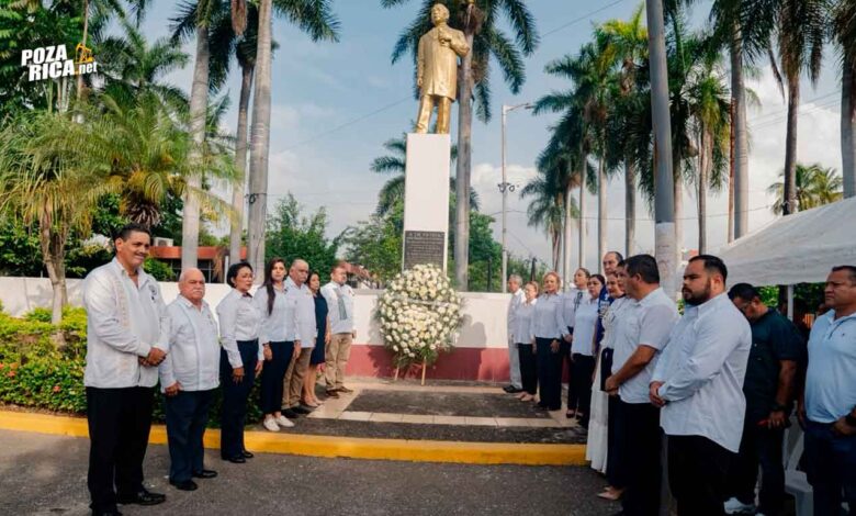 Poza Rica recuerda a Benito Juárez a 154 años de su fallecimiento