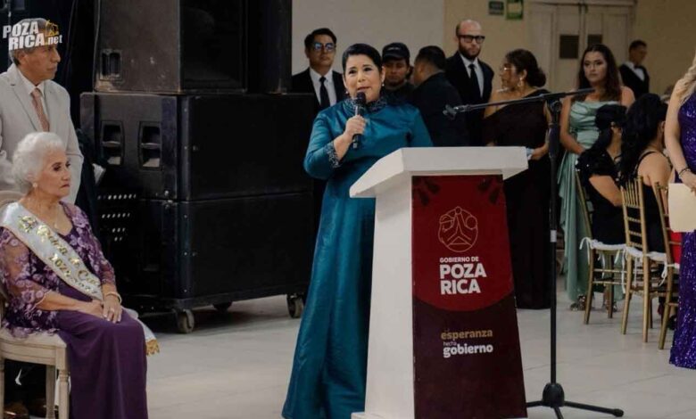 CELEBRA DIF MUNICIPAL DE POZA RICA “LA GRAN VELADA” EN HONOR A LAS PERSONAS ADULTAS MAYORES