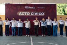 Poza Rica conmemora la Consumación de la Independencia en primaria Club de Leones 2