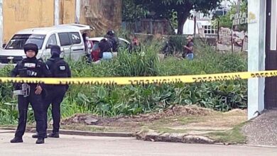 Localizan cuerpo dentro de un taxi abandonado en Coatzacoalcos