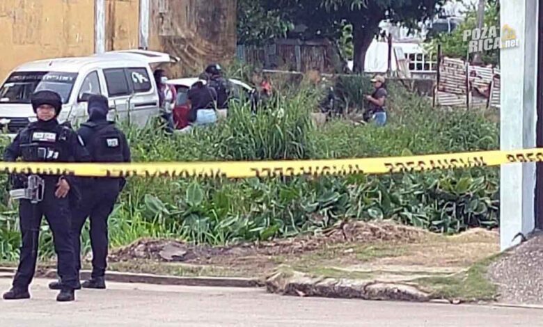 Localizan cuerpo dentro de un taxi abandonado en Coatzacoalcos
