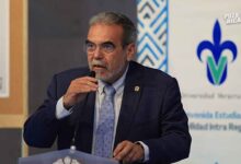 Rector de la UV, Martín Aguilar Sánchez, se prepara para dejar el cargo